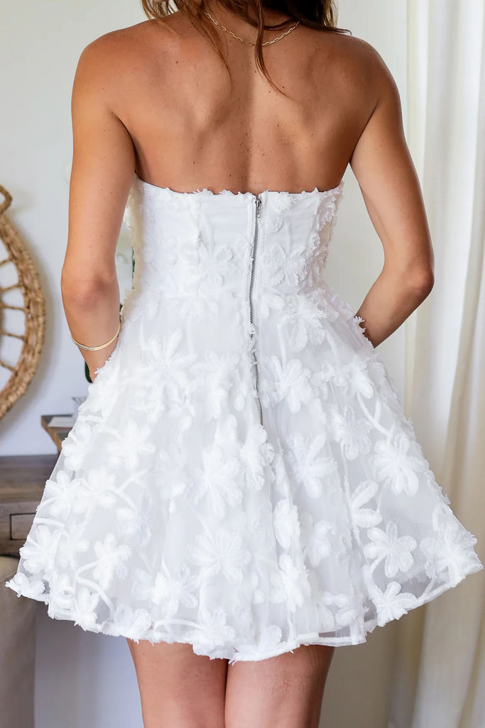 Simple A Line Strapless Appliques Lace Mini Wedding Dress, Short Bridal Gowns OW0162