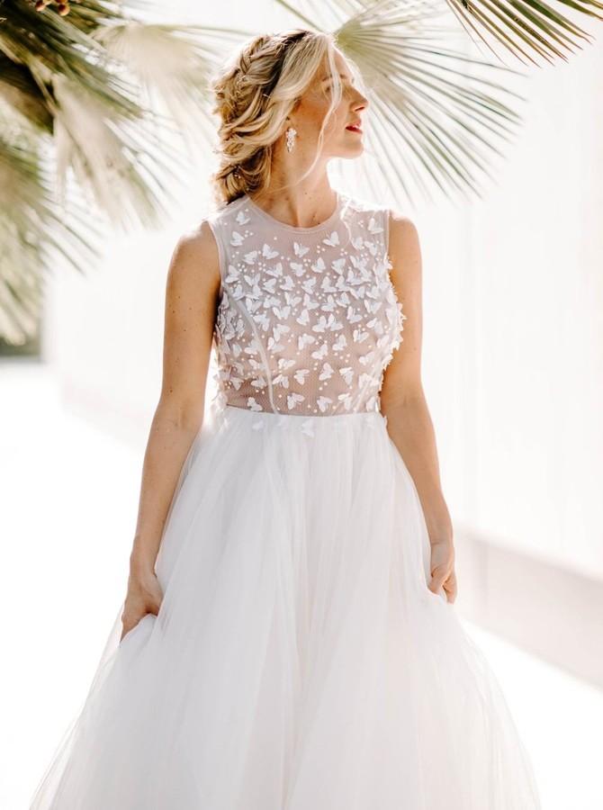 A-Line Crew Floor-Length Simple Wedding Dress with Appliques PPD28