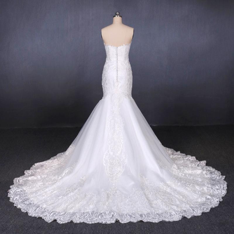 Sweetheart Mermaid Lace Appliques Button Back Long Wedding Dress PDQ29