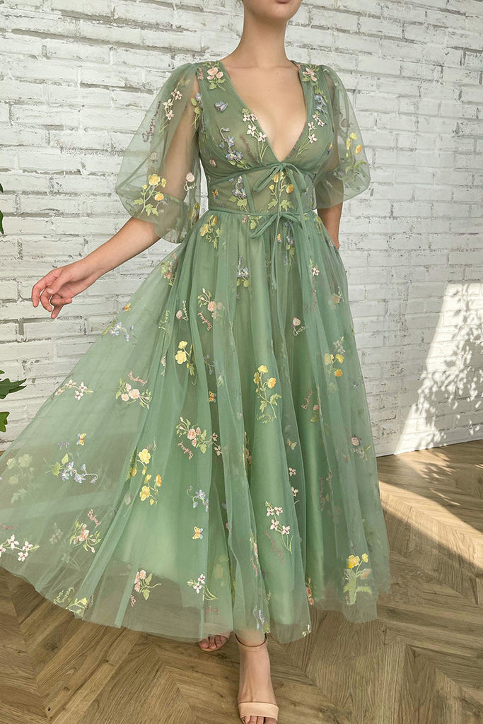 Elegant A line Tulle Half Sleeves Embroidery V Neck Long Prom Evening Dress With Appliques OM0179