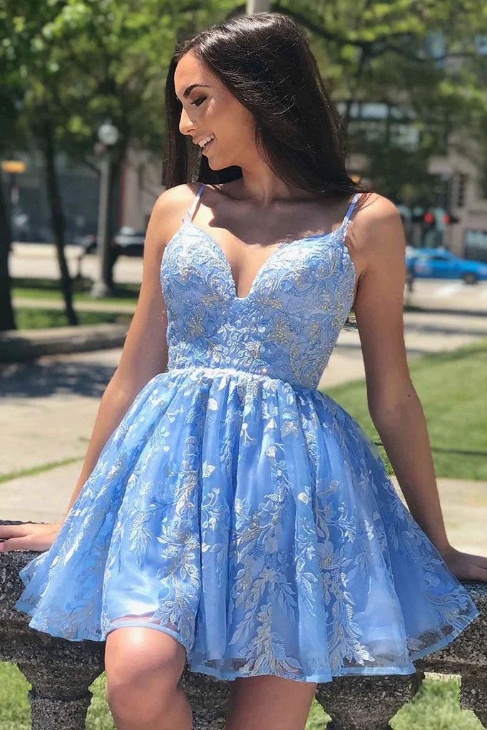 A Line Blue Spaghetti Straps Tulle V Neck Homecoming Dresses With Lace Appliques OMH0226