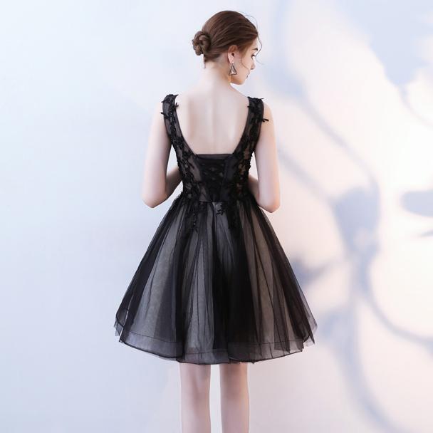 A Line V Neck Black Homecoming Dresses, Short Tulle Appliques Prom Dress PDN63