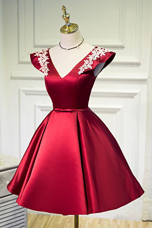 V Neck A Line Satin Appliques Short Homecoming Dresses PDN47
