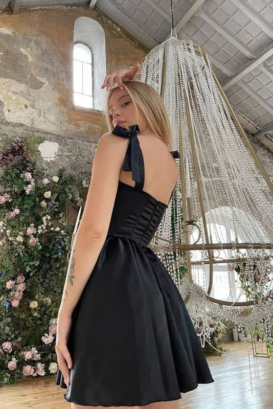 A Line Black Satin Sweetheart Above Knee Homecoming Dress, Short Cocktial Dress OMH0118
