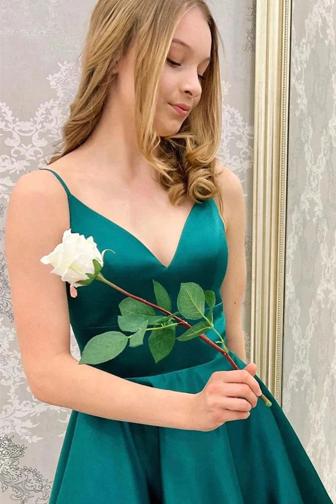 A line Green Satin Spaghetti Straps V neck Short Homecoming Dress with Lace Up MH0203