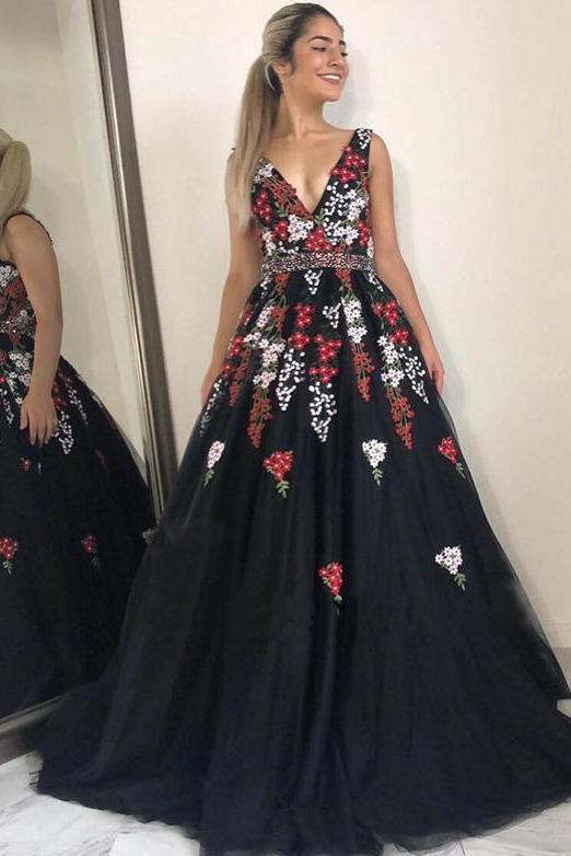 Charming V-Neck Black Floral Appliques Beading Sleeveless Long Prom Dress PDI40