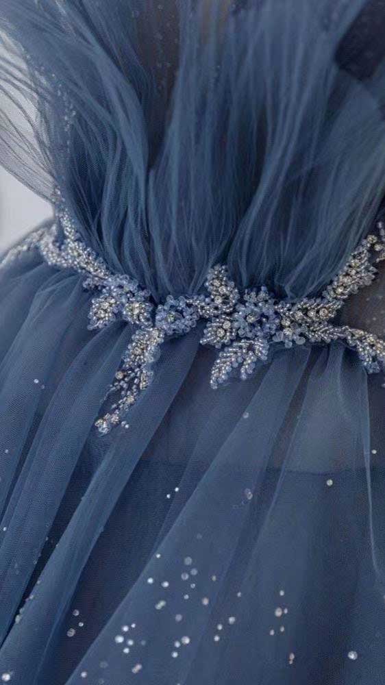 Gorgeous A-Line Spaghetti Straps Royal Blue Tulle Prom Dresses with Layers OM0063