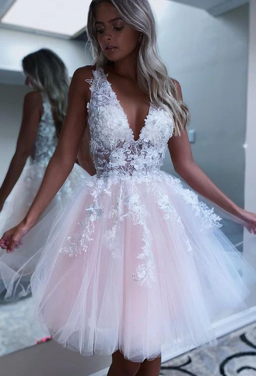 Pricess A Line V Neck Pink Tulle Short Prom Dresses with Appliqeus Homecoming Dresses OMH0094