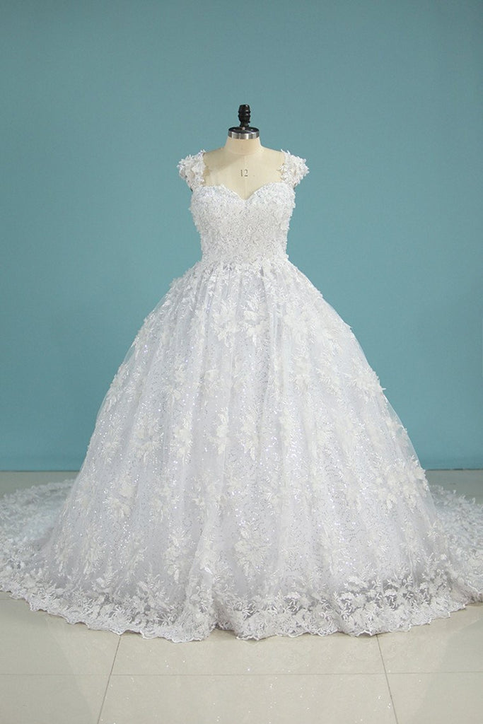 Tulle Sweetheart Neck Ball Gown Wedding Dresses With Lace Appliques PDE74