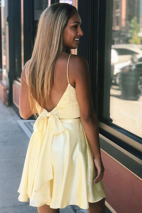Lovely Yellow Two Pieces V Neck Spaghetti Straps Homecoming Dresses, Short Prom Dress SK37