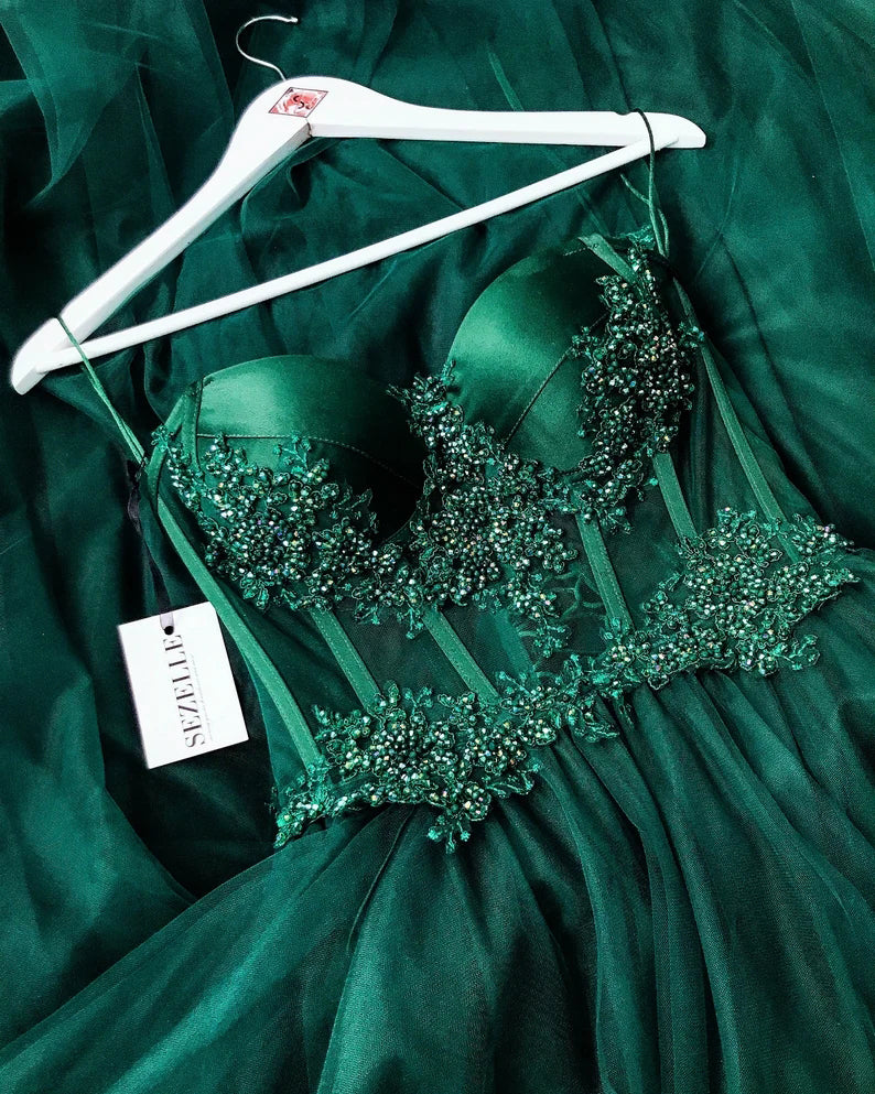 Emerald Corset Tulle Sweetheart Beaded Lace Prom Dresses, Green Strapless Party Gown OM0222