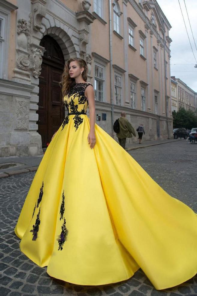A-line Bateau Yellow Lace Appliques Ball Gown Prom Dresses Quinceanera Formal Dress PDR72