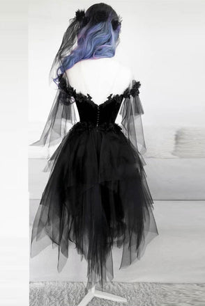 A Line Black Off the Shoulder Tulle V Neck Lace Appliques Short Homecoming Dress OMH0128
