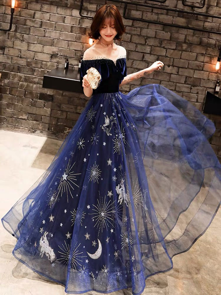 Vintage A line Off the Shoulder Stars Moon Tulle Lace Maxi Party Dress trendtydresses Vintage A line Off the Shoulder Stars Moon Tulle Lace Maxi Party Dress trendtydresses