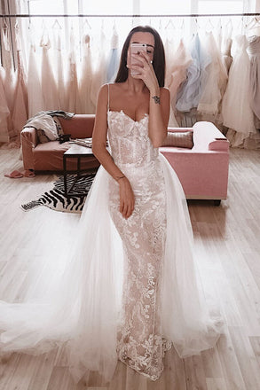 Elegant Mermaid Spaghetti Straps V Neck Lace Appliques Beach Wedding Dresses SK28