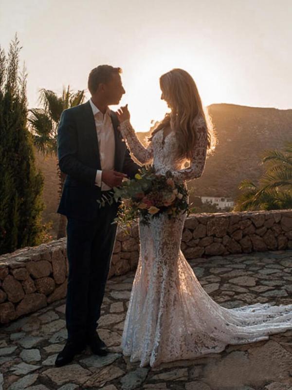 Long Sleeve Lace V Neck Backless Mermaid Boho Wedding Dresses,Beach Wedding Gown trendtydresses Long Sleeve Lace V Neck Backless Mermaid Boho Wedding Dresses,Beach Wedding Gown trendtydresses