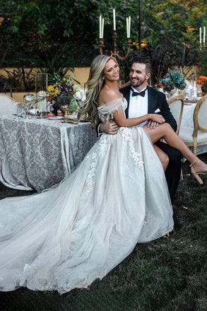 Rustic A Line Off The Shoulder Lace Appliques High Split Wedding Dress Bohemain Bridal Dress OW0102