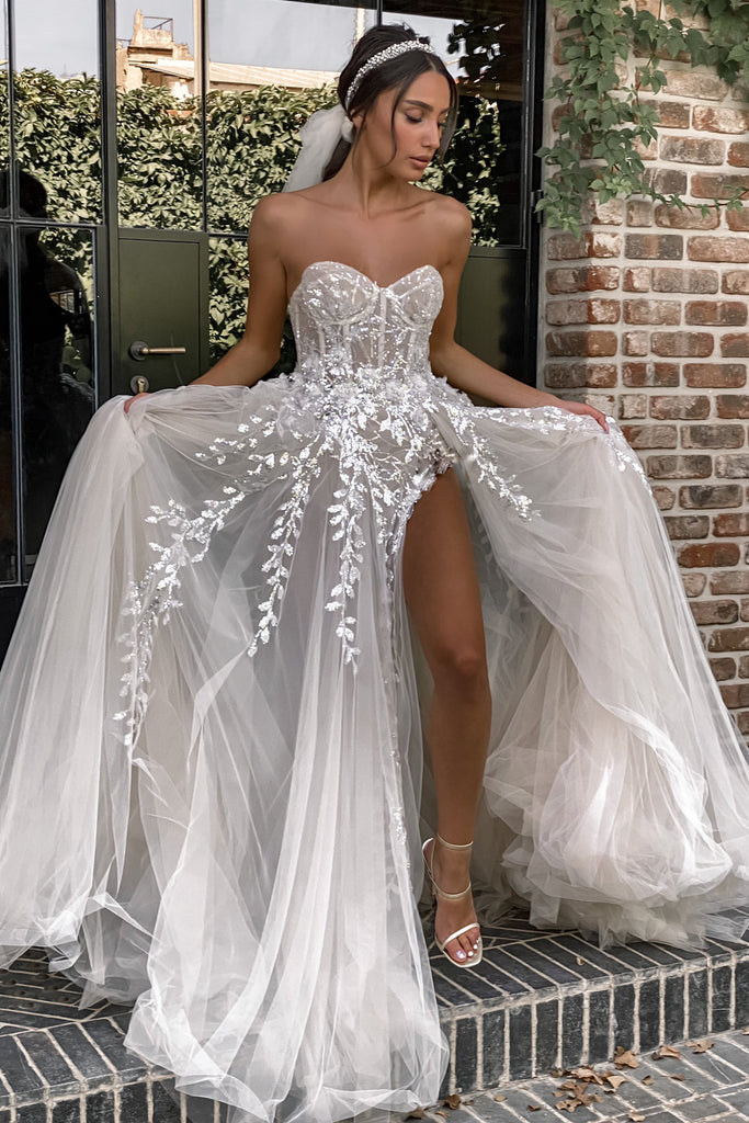 Sexy A line Sweetheart Strapless Lace Appliques Ivory Slit Wedding Dresses with Tulle OW0073