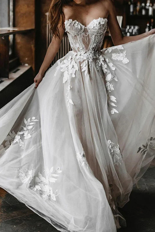 Rustic A line Strapless Sweetheart Embroidered Lace Appliques Boho Wedding Dress – trendtydresses