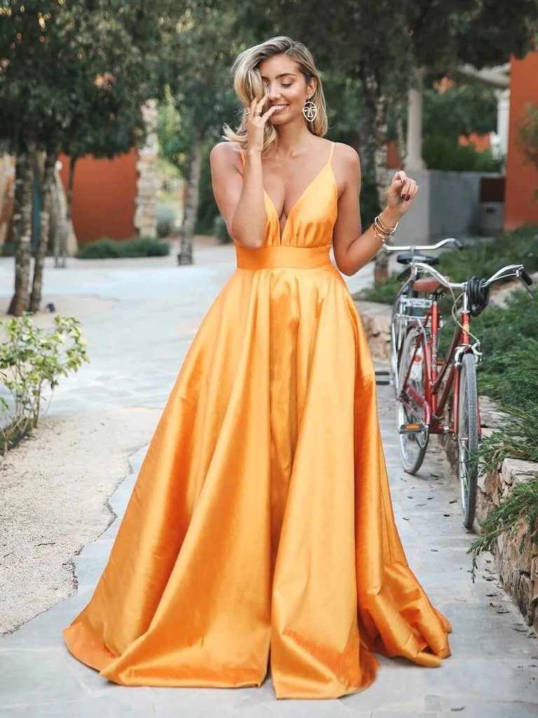 Orange Spaghetti-Straps Elegant V-Neck Backless Sleeveless Prom Dresses PDN7