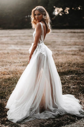 Rustic A Line V Neck Lace Appliques Straps Ivory Wedding Dress Boho Bridal Dresses OW0068